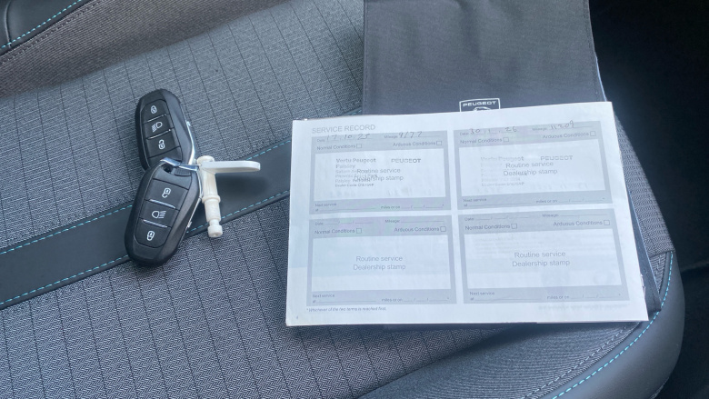 Peugeot 208 1.2 PureTech 100 Allure Premium + 5dr Petrol Hatchback